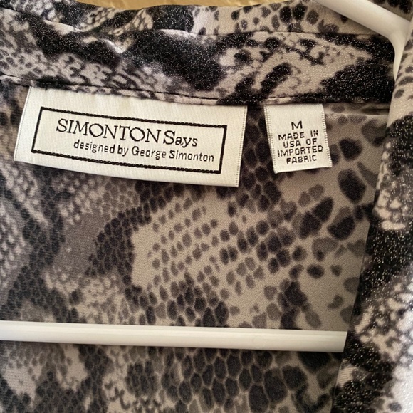 Button top - Picture 3 of 3